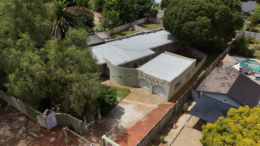 4 Bedroom Property for Sale in Flamwood North West